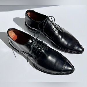 Costume National men’s dress Oxford shoe in almost new condition. Worn once.